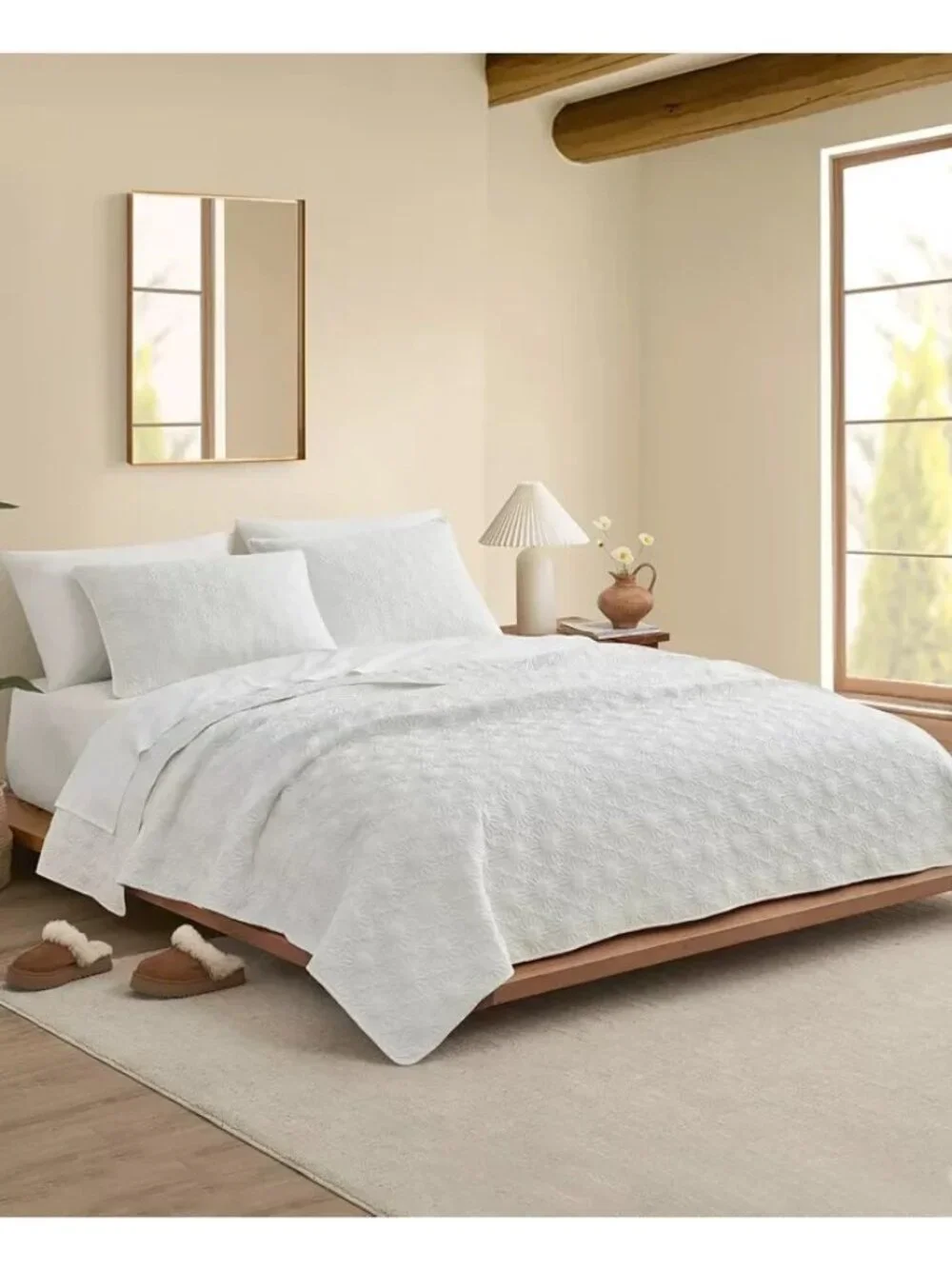 UGG Devon Sun Logo 2-Pc Quilt Set Twin/Twin XL MSRP $90